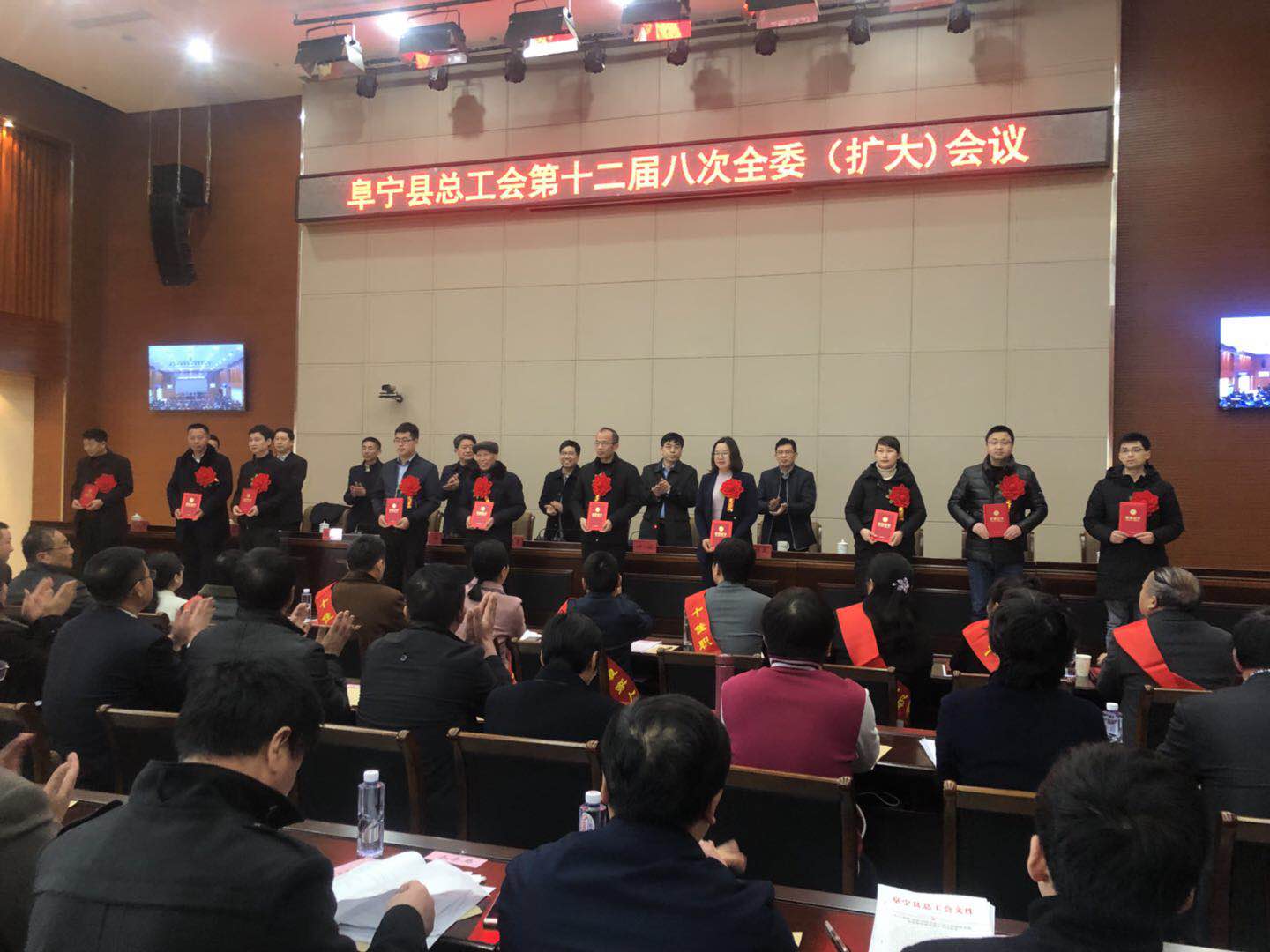 实心轮胎厂家.jpg