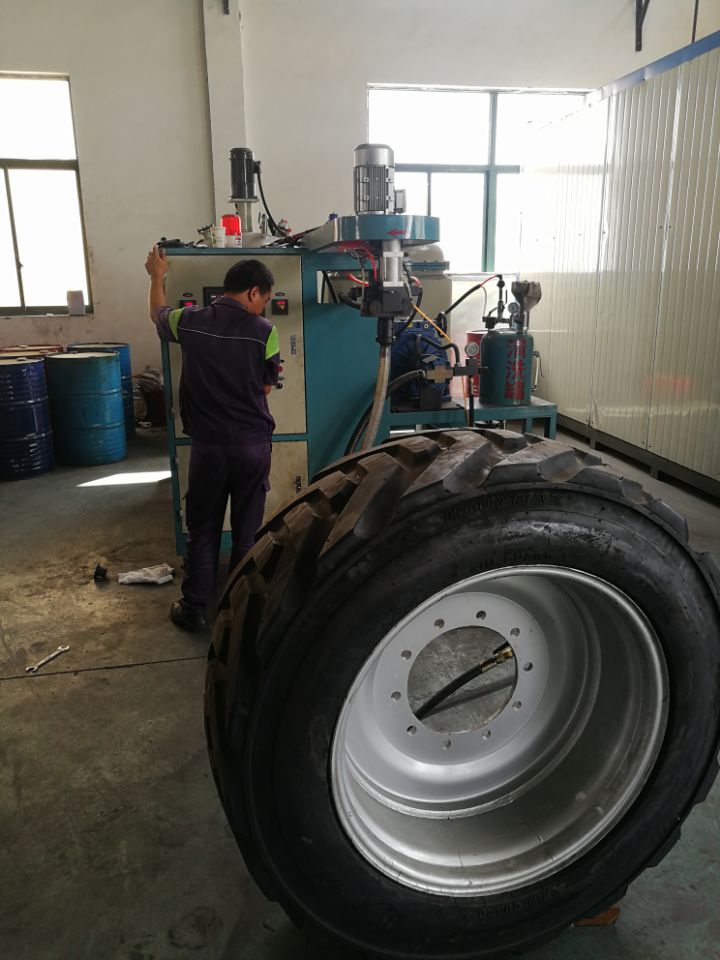 托普PU填充现场3.jpg